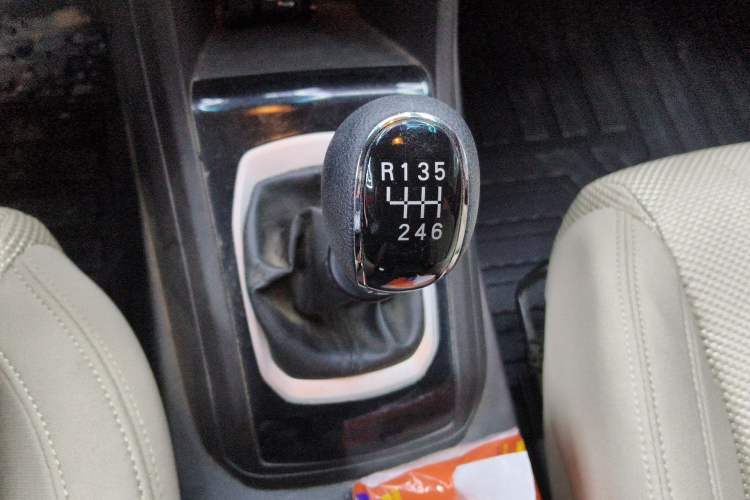 Used Baojun 310W 2017 1.5L Manual Comfort Version China V