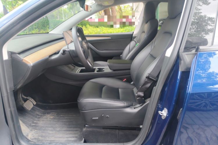 Used Tesla Model Y 2021 Standard Range Rear-Wheel Drive Version Left Front Seat