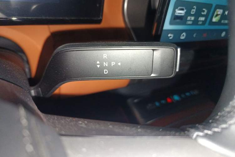 Used Formula Leopard Tai 7 2025 Model 200 km Two-Wheel Drive Max Edition
