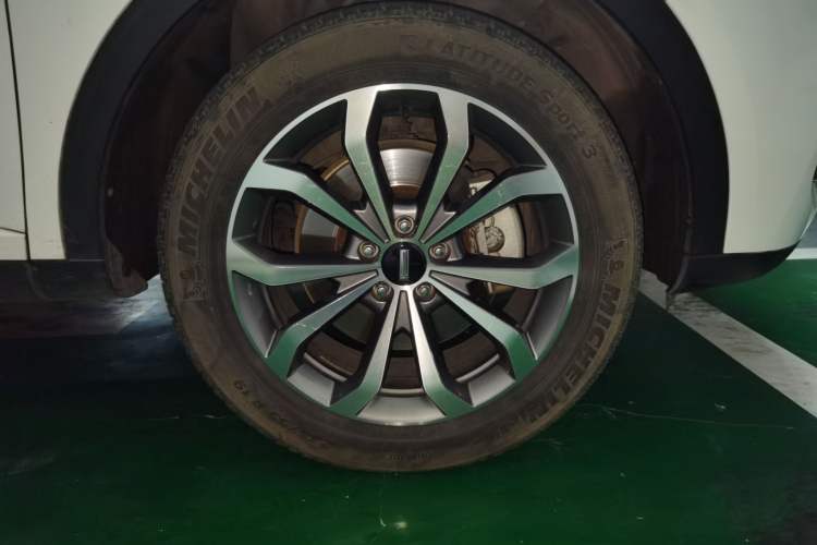 Used Wey VV6 2018 2.0T Two-Wheel-Drive Ultra-Luxury Version China V Standard