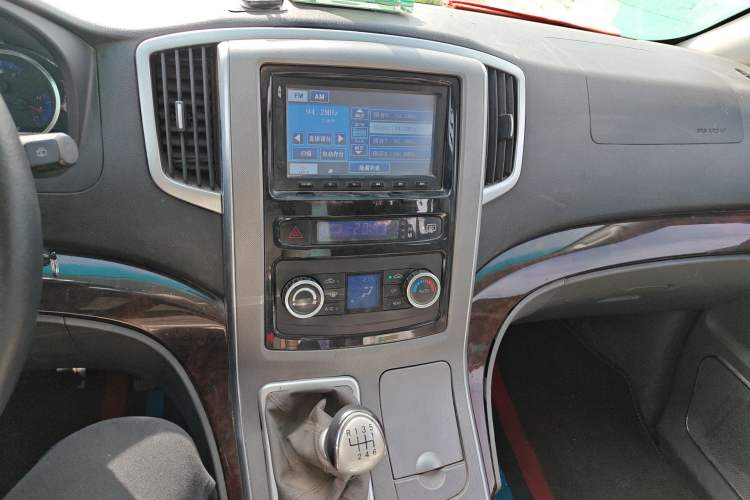 Used FORTHING CM7 2014 2.4L Manual Executive Model
