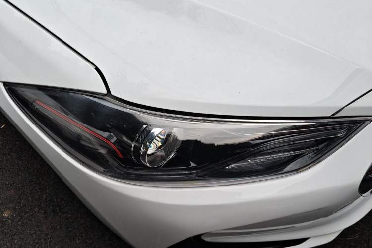 Used Hyundai Elantra (6th Generation / Lingdong) 2020 1.4T Dual-Clutch Xuan Dong · Dynamic Version Right Front Headlight