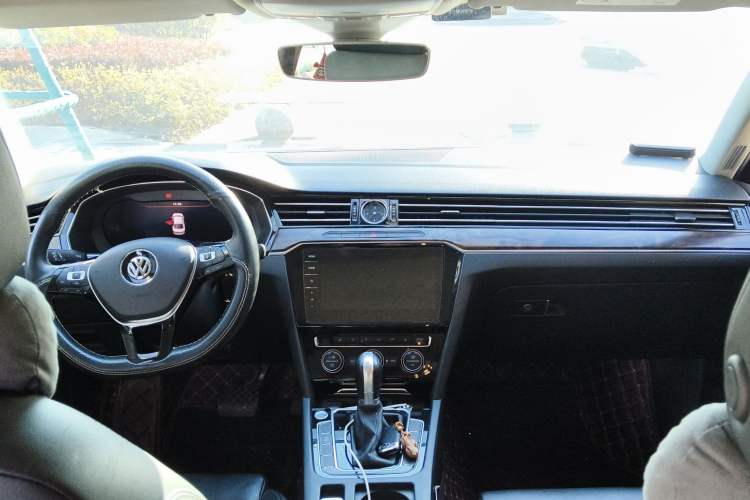 Used Volkswagen Magotan 2019 330TSI DSG Luxury Version China VI Standard