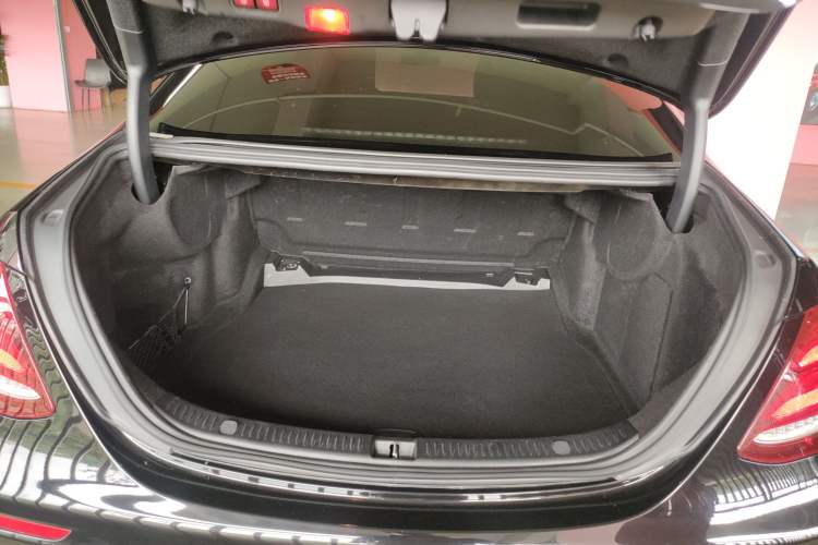 Used Mercedes-Benz E-Class 2020 E 300 L Sporty and Stylish Model Trunk