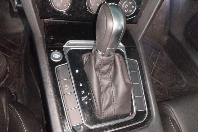 Used Volkswagen Magotan 2025 Zhongxiang Version 280TSI DSG Comfort Edition