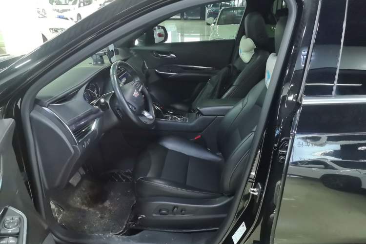 Used Cadillac XT4 2020 Revised Version 28T Two-Wheel Drive Tech Edition
