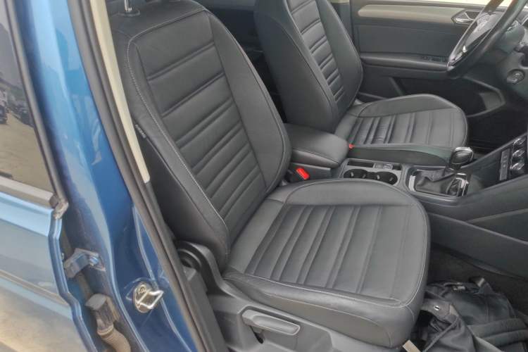 Used Volkswagen Touran 2016 Volkswagen Touran L 280TSI DSG Comfort Edition
