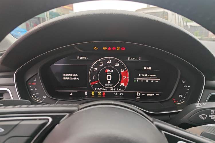 Used Audi A4L 2018 30th Anniversary Edition 40 TFSI Fashion Model
