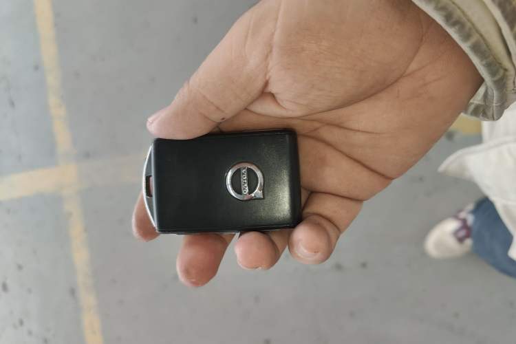 Used Volvo S90 2022 B5 Zhiyuan Luxury Edition