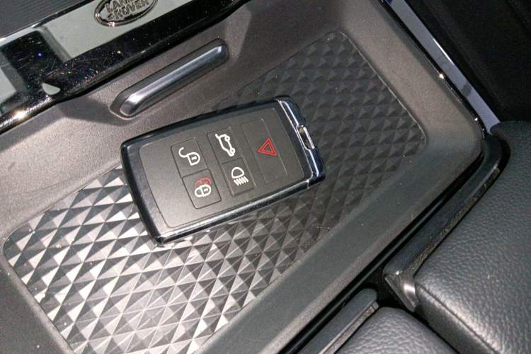 Used Land Rover Range Rover Evoque 2020 249 PS R-DYNAMIC S Sport Edition
