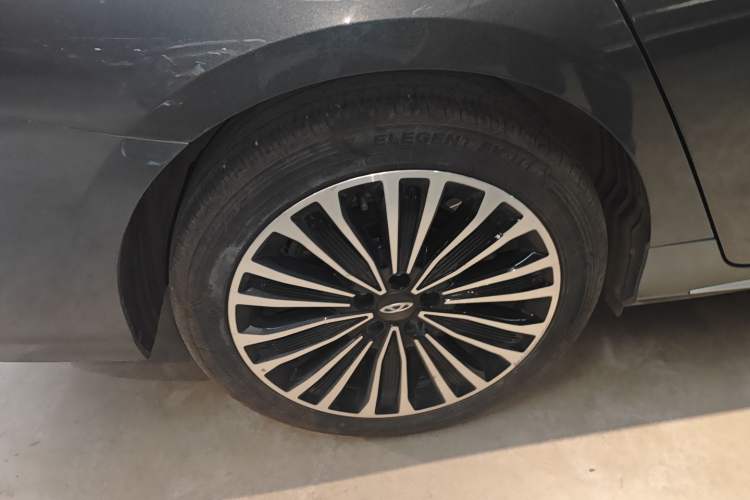 Used Chery Fengyun A8L 2025 1.5 TGDI 145 km Luxury Version