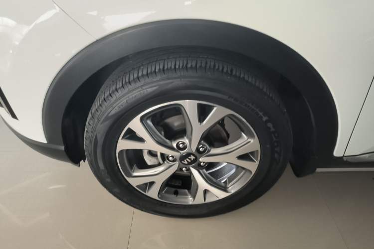 Used Kia KX3 2017 1.6L Automatic Aoya Version

