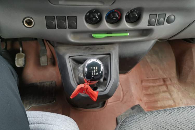 Used JMC Transit 2017 2.8T Commercial Version Short Wheelbase Mid-Roof 6/7/8-Seater JX493