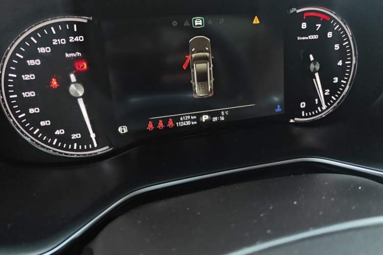 Used Roewe RX8 2019 30T Smart Connectivity Two-Wheel Drive Supreme Flagship Edition