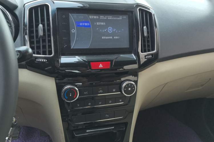 Used Chery E3 2015 1.5L Manual ZhiShang Model