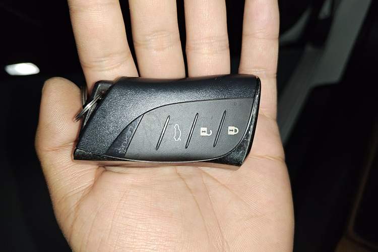 Used Lexus ES 2022 200 Excellence Edition
