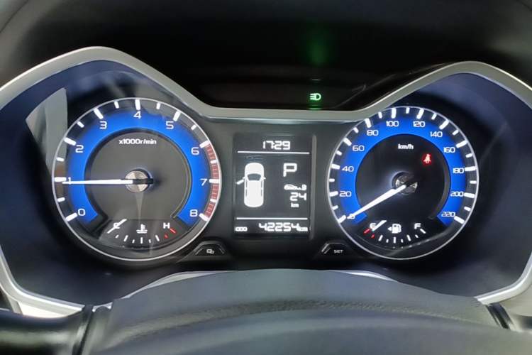 Used Geely Auto Vision X3 2019 Upgraded Model 1.5L CVT Elite Version
