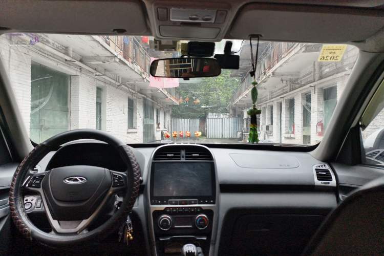 Used Chery Tiggo 3 2015 1.6L Manual Zhishang Commemorative Edition

