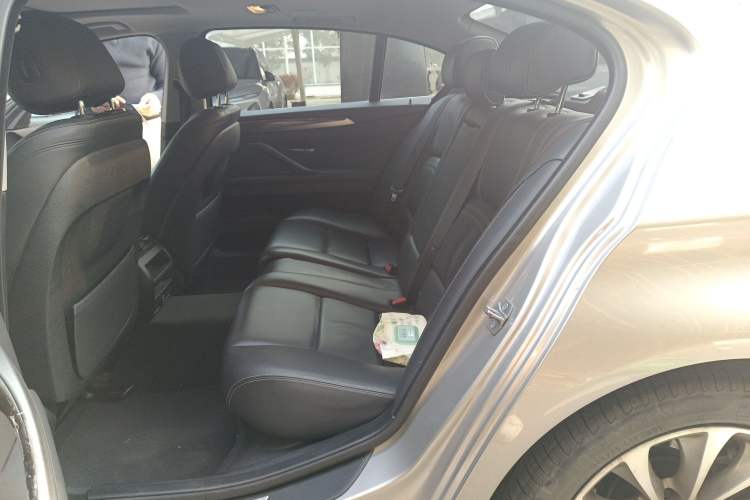 Used BMW 5 Series 2014 525Li Luxury Design Package
