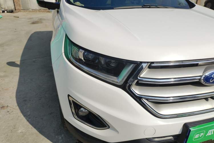 Used Ford Edge 2016 EcoBoost 245 Two-Wheel-Drive Platinum Edition 7-Seater