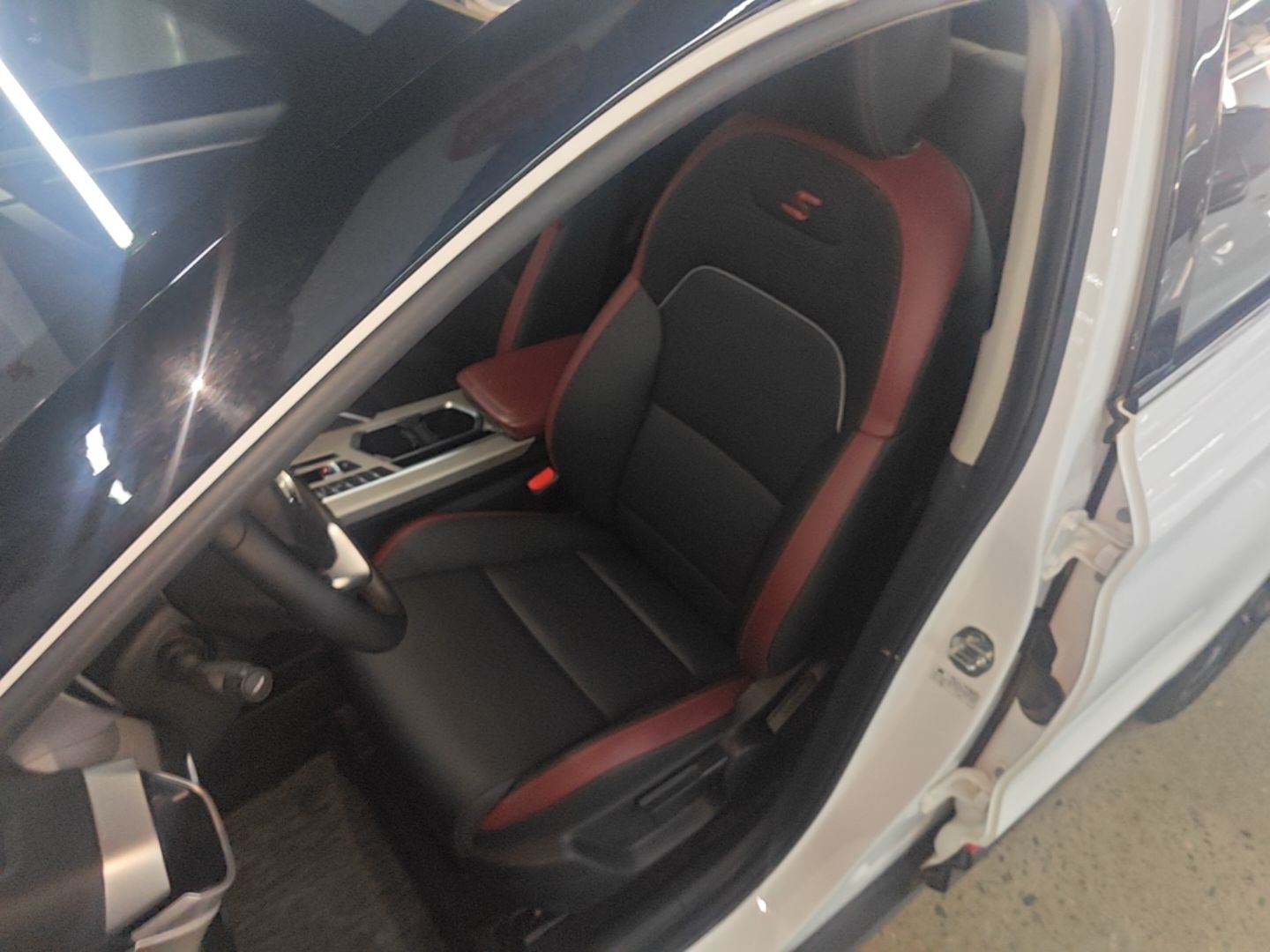 Geely Auto Coolray 2021 1.4T DCT Platinum Edition — снимка 17