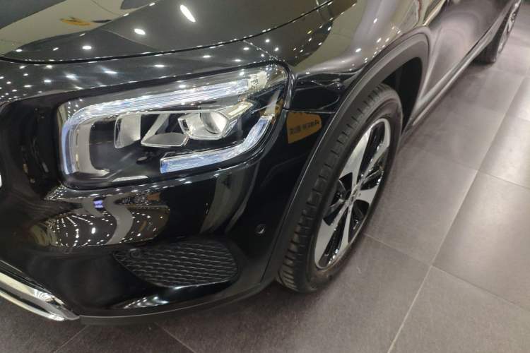 Used Mercedes-Benz GLB 2022 Updated GLB 200 Fashion Edition
