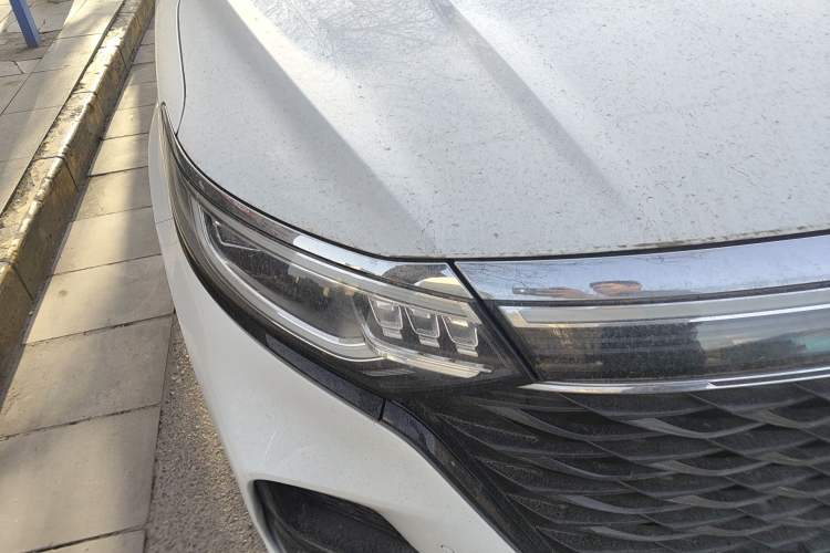 Used Roewe iMAX8 2022 400TGI Celebration Edition
