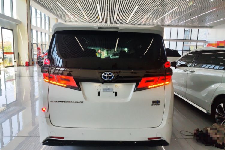 Used Toyota Vellfire 2023 Crown Dual-Engine 2.5L HV Luxury Edition