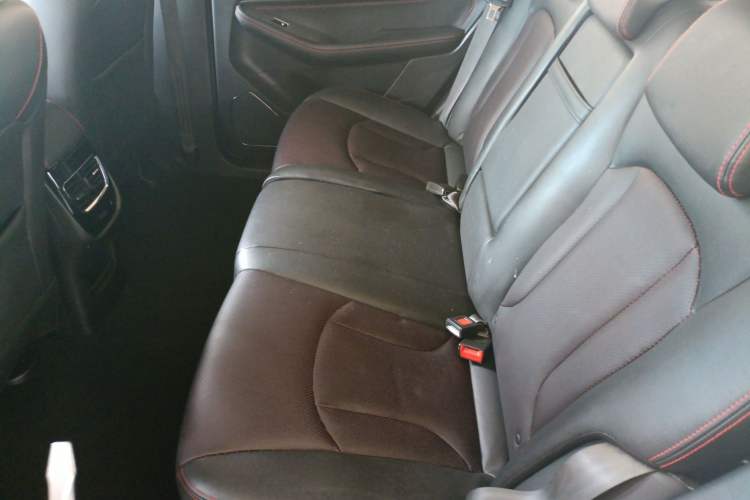 Used Baojun 560 2016 1.8L Manual Luxury Edition