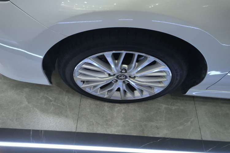 Used Toyota Camry 2019 Revised Version 2.5G Luxury Edition Left Front Wheel Hub