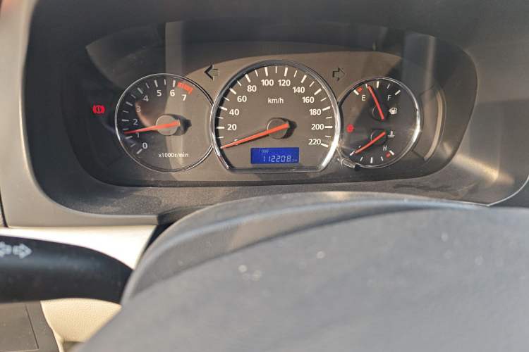 Used Changan Alsvin V5 2012 1.5L Manual Sport Version China IV Standard
