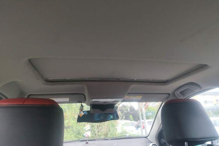 Used Haval H1 2017 Red-Label 1.5L AMT Luxury Model Headliner