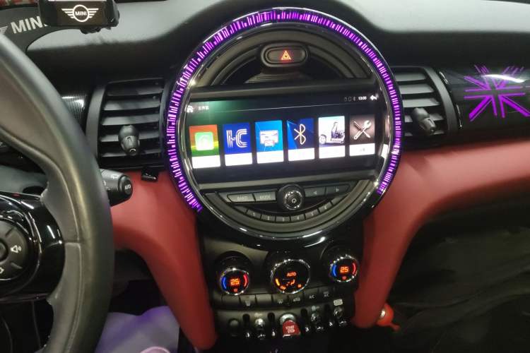 Used MINI 2018 1.5T COOPER Artist Five-Door Edition
