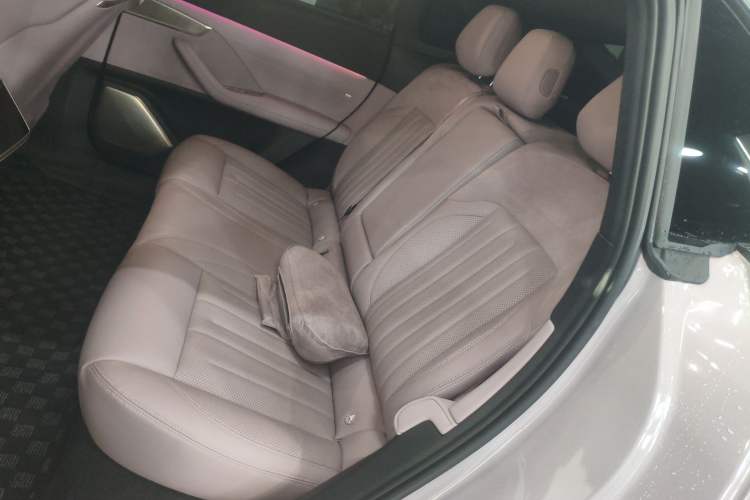 Used ONVO L60 2024 60 kWh Rear-Drive Version
