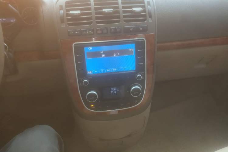 Used Buick GL8 2006 Lu Zun 3.0L XT Navigation Edition
