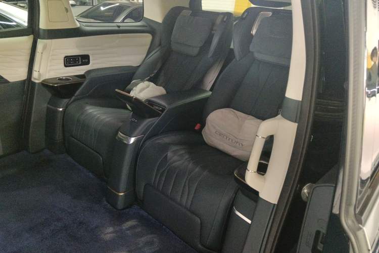 Used Buick Century 2023 2.0T Four-Seat Private Edition Left Rear Seat