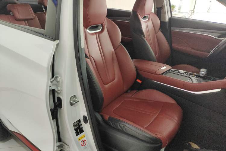 Used Changan CS75 PLUS 2022 1.5T Automatic Luxury Model
