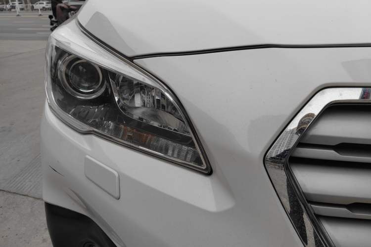 Used Subaru Outback 2016 2.5i Sport Navigation Edition Right Front Headlight