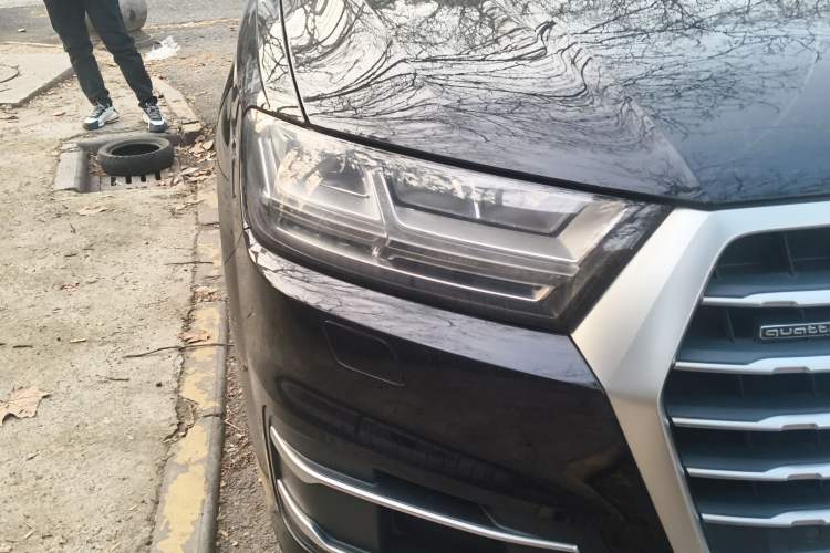 Used Audi Q7 2019 45 TFSI Comfort Model