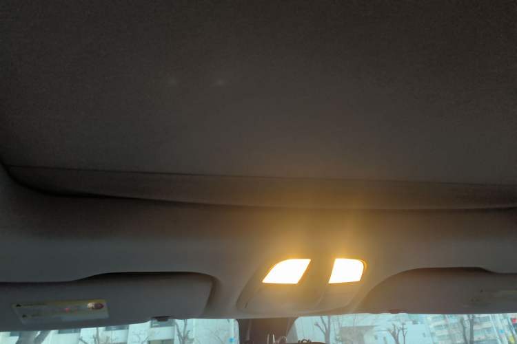 Used SAIC MAXUS G10 2016 2.0T Automatic Executive Edition Headliner