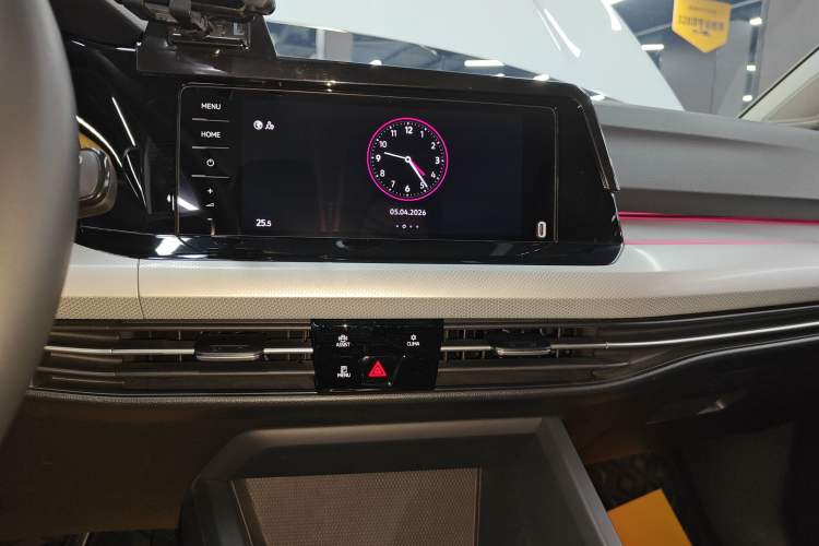 Used Volkswagen Golf 2023 280TSI DSG Pro Audio And AC Panel