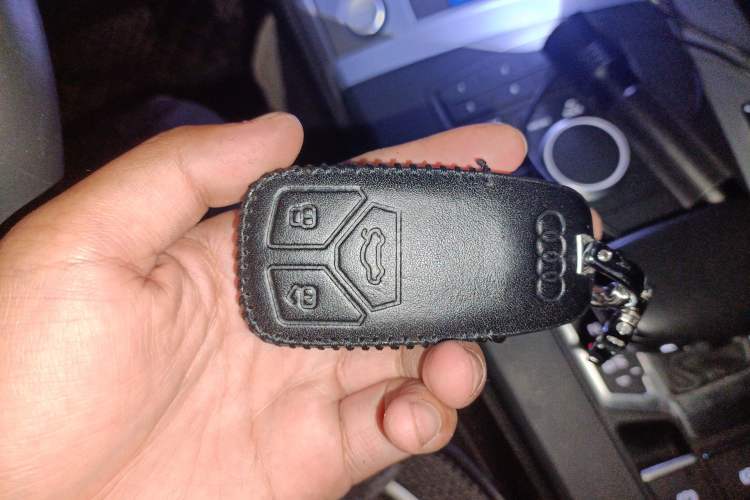 Used Audi Q5L 2020 Revised 40 TFSI Prestige Edition Vehicle Key