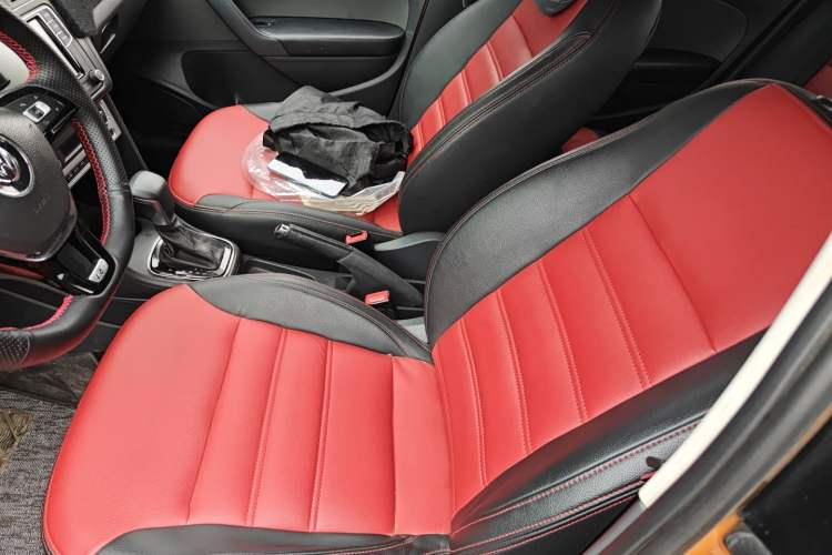 Used Volkswagen Polo 2014 1.6L Cross Polo Automatic