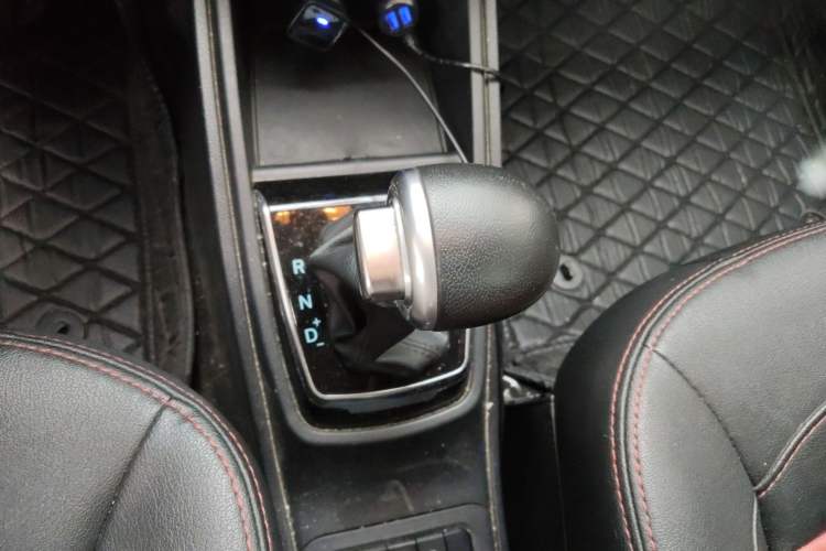 Used Haval H1 2016 Revised Version Blue Badge 1.5L AMT Luxury Edition
