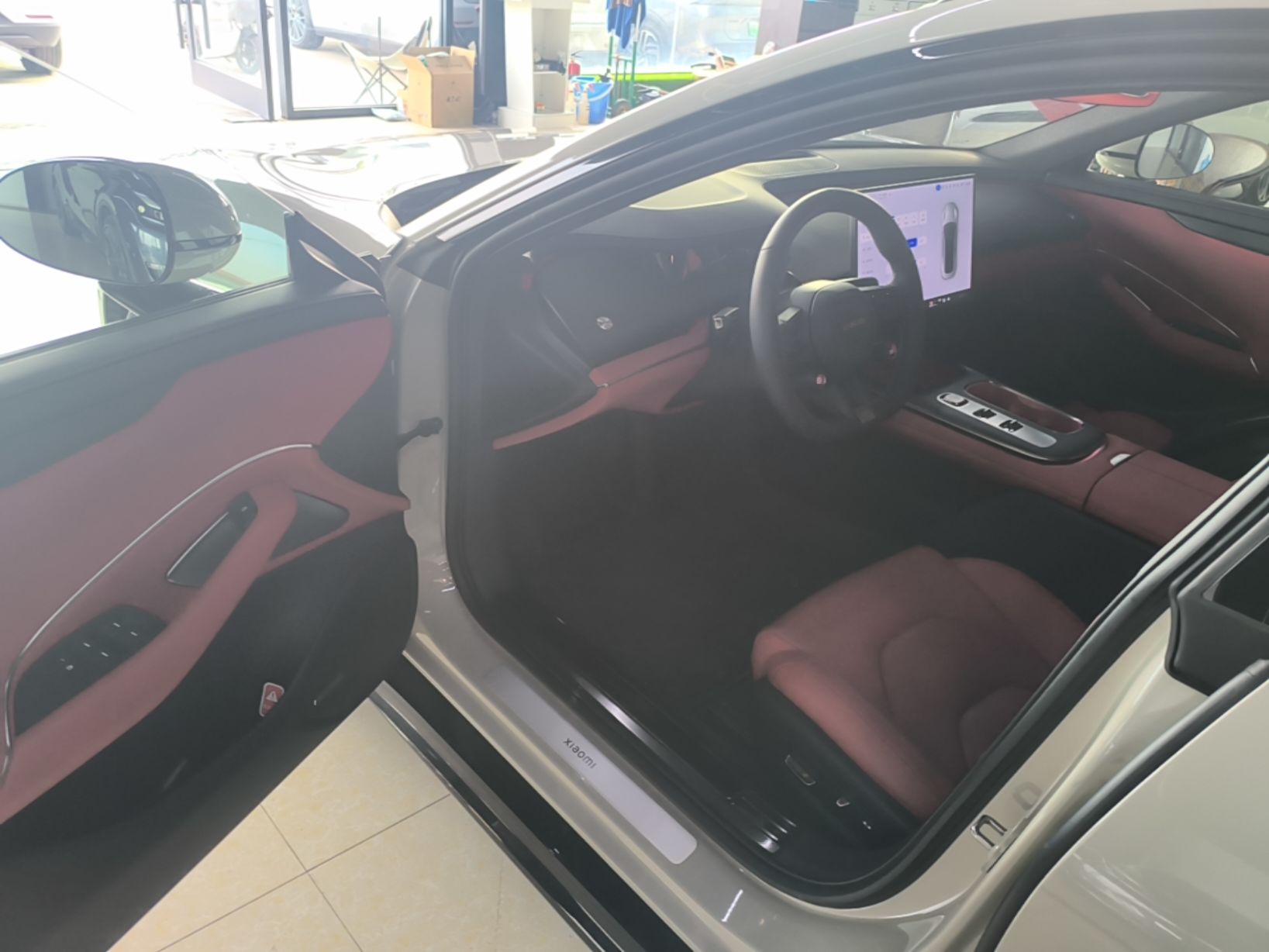 Xiaomi Auto SU7 2024 Rear-Drive Standard Founder Edition — снимка 18