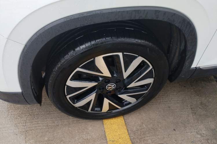 Used Volkswagen Tayron 2024 300TSI Two-Wheel-Drive Luxury Plus Advanced Version Exterior 4