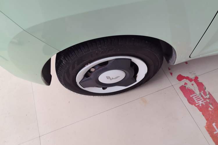 Used Wuling Hongguang MINIEV 2021 Macaron Premium Model – Lithium Iron Phosphate
