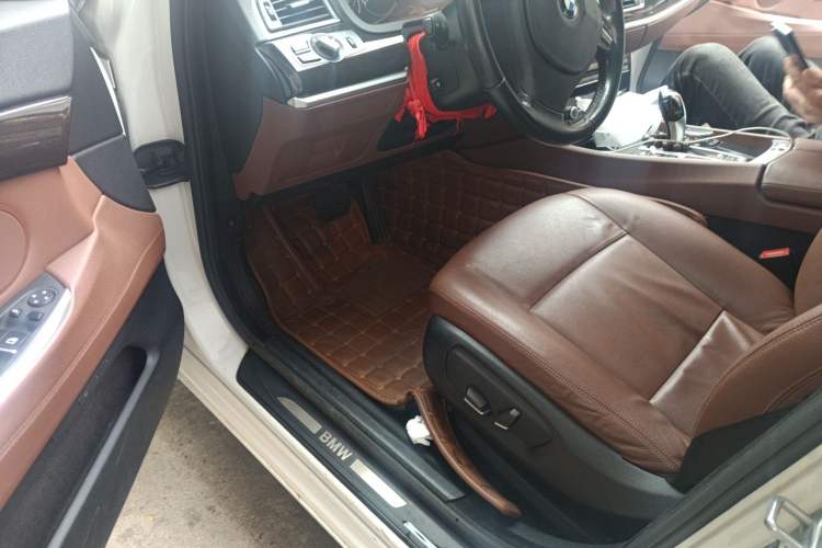 Used BMW 5 Series GT 2015 528i Leading Model