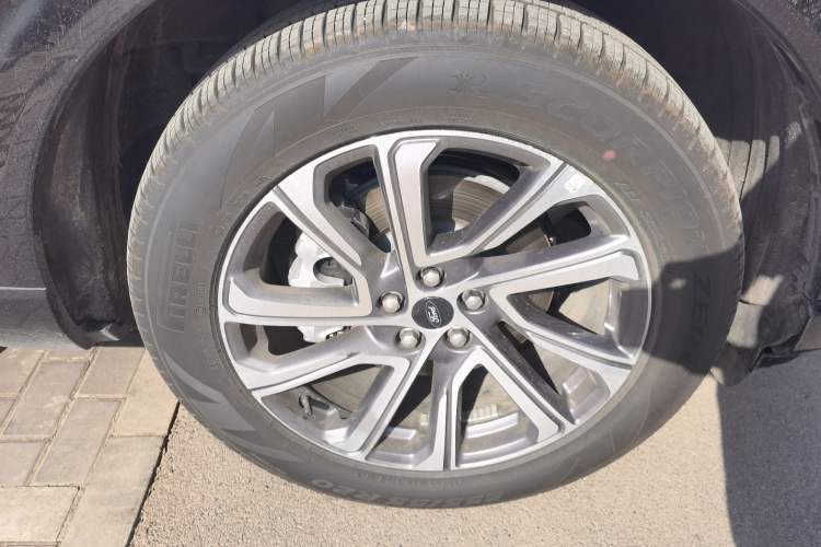 Used Ford Explorer 2024 2.3T EcoBoost Four-Wheel Drive Fashion Plus Edition 6 Seats