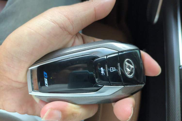 Used SAIC MAXUS D90 2017 2.0T Automatic Two-Wheel Drive Mercury Base Edition
